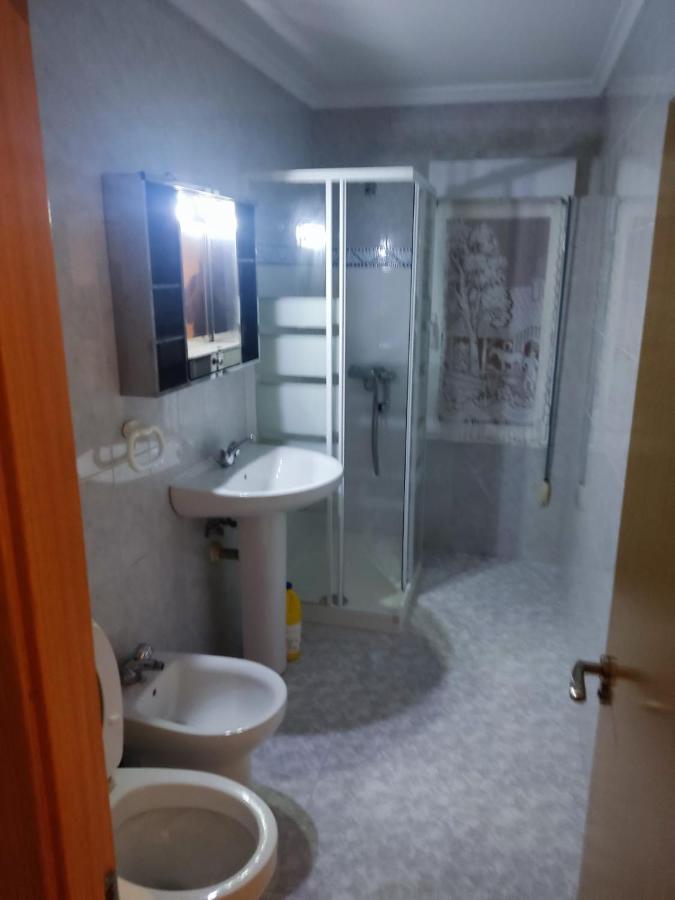Piso Por Habitaciones En Gijon Exterior photo